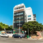 Studio Apartment On Bree