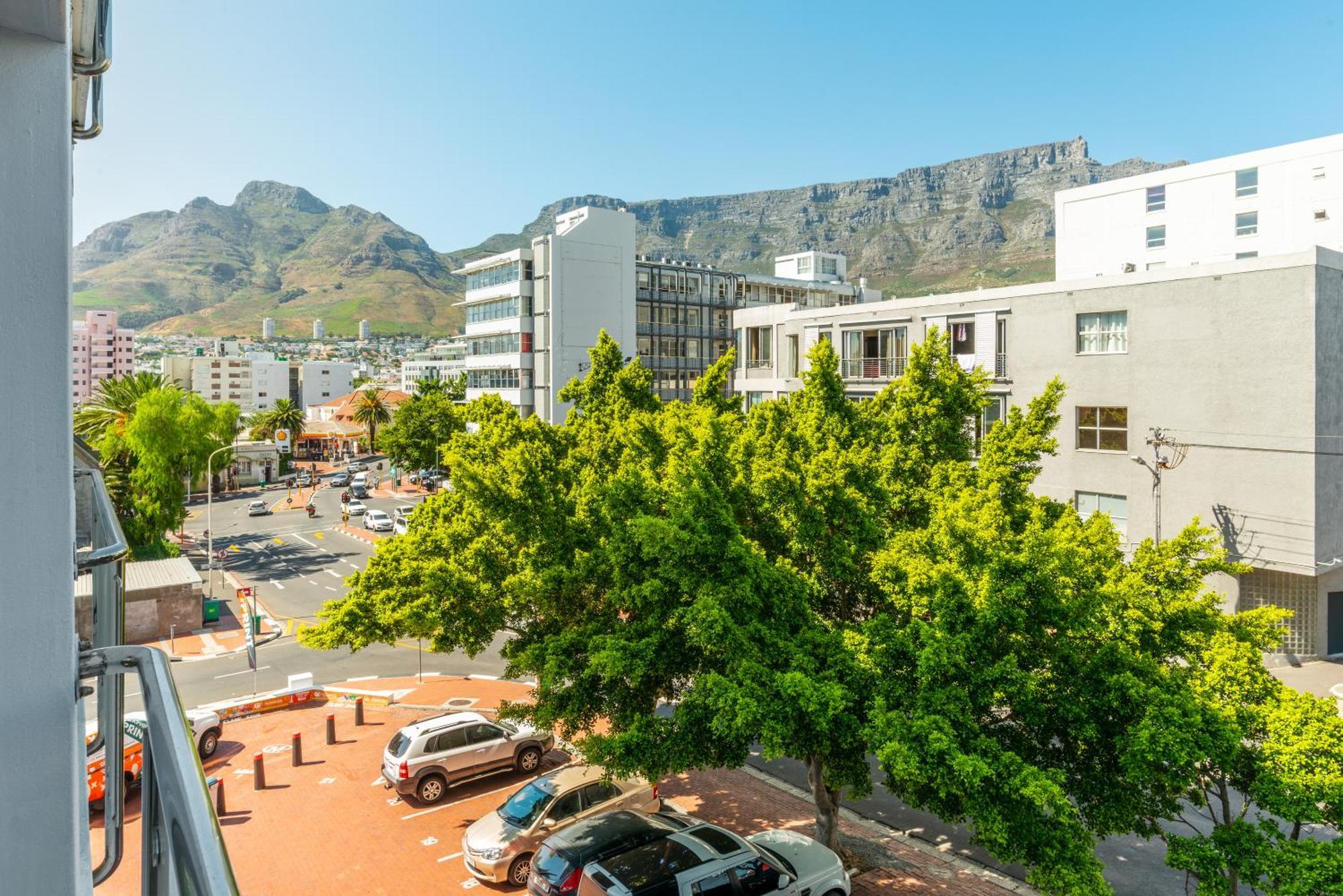 Apartment On Bree Cape Town